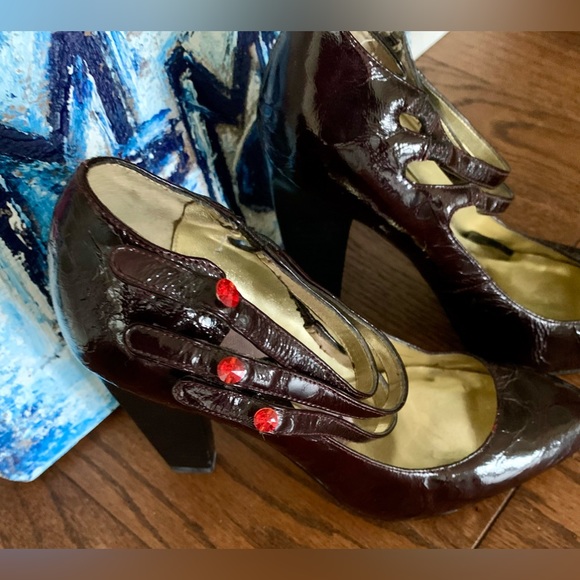HALE BOB Straps Textured Patent Leather heels in Oxblood Wine Red Sz. 8M Worn 1x - Picture 8 of 16